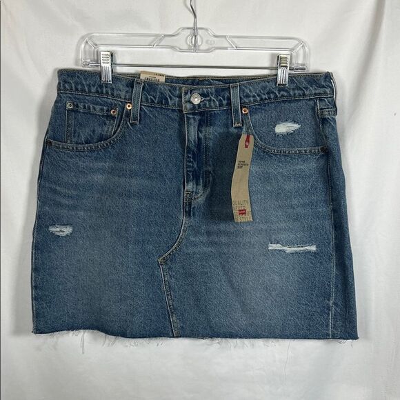 Levi's High Rise Deconstructed Distressed Blue Denim Skirt size 14 / 32 NWT - Picture 1 of 5